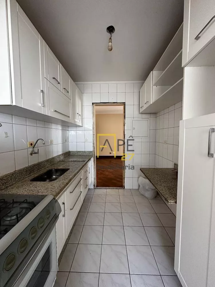 Apartamento à venda com 2 quartos, 69m² - Foto 2