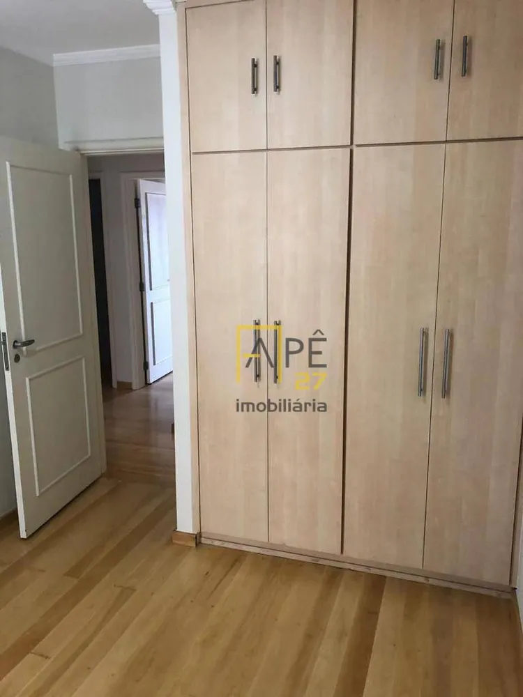 Apartamento, 4 quartos, 210 m² - Foto 1