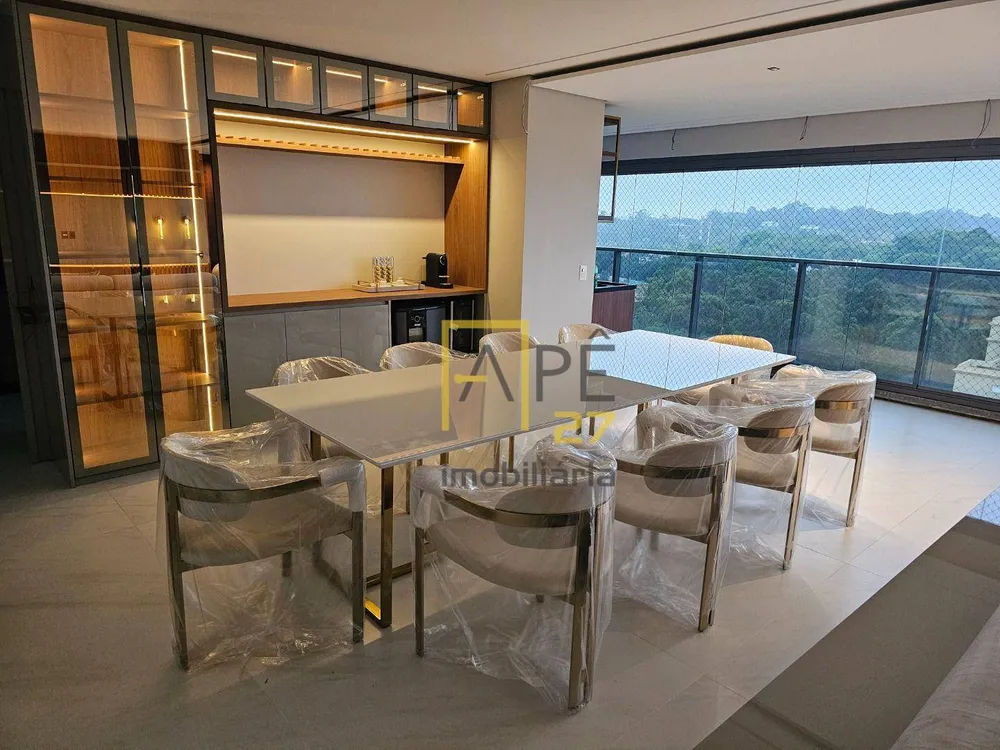 Apartamento, 3 quartos, 186 m² - Foto 2