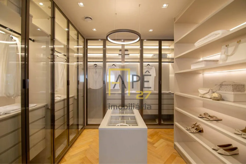 Apartamento, 4 quartos, 258 m² - Foto 1