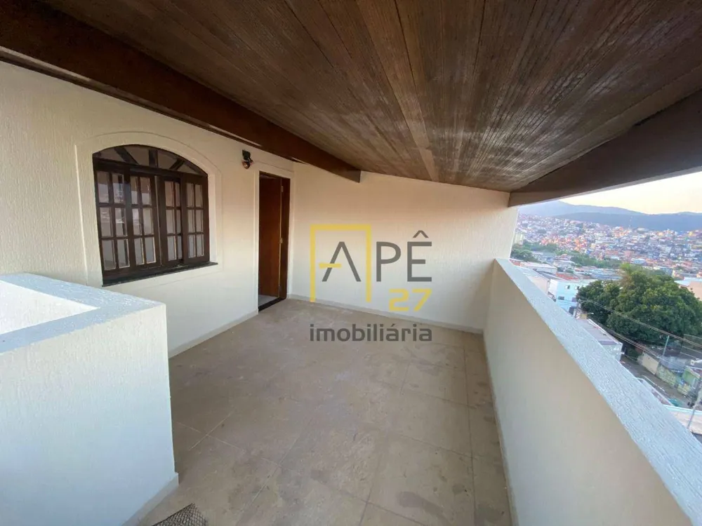Sobrado, 3 quartos, 315 m² - Foto 1