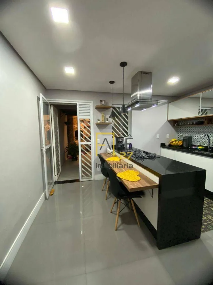 Sobrado, 2 quartos, 117 m² - Foto 1