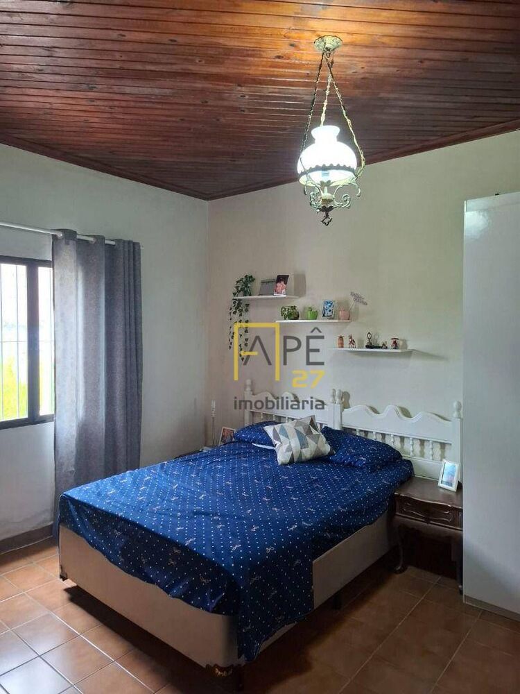 Casa à venda com 3 quartos, 200m² - Foto 7