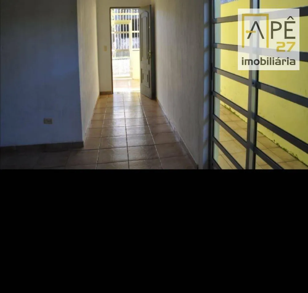 Casa, 4 quartos, 145 m² - Foto 1