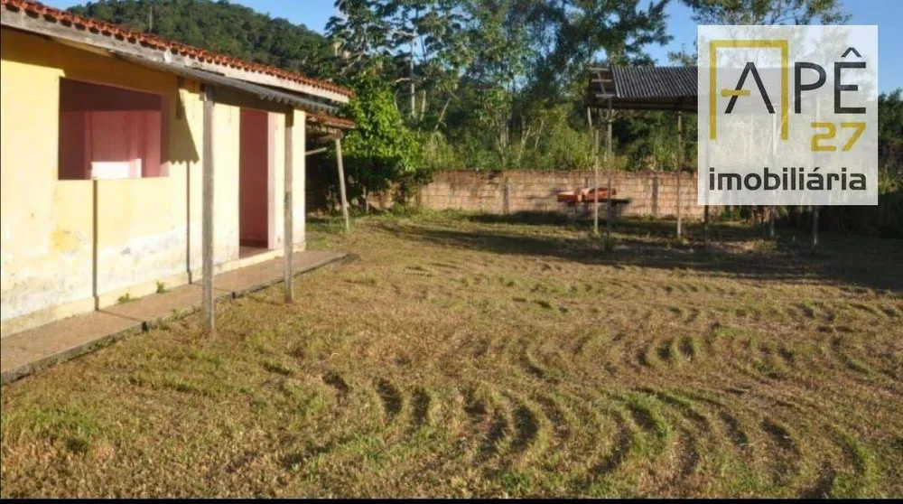 Casa, 4 quartos, 145 m² - Foto 1