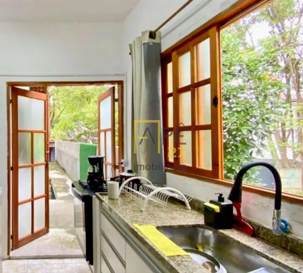 Sobrado, 3 quartos, 200 m² - Foto 1