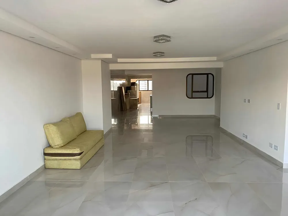 Apartamento, 3 quartos, 230 m² - Foto 3