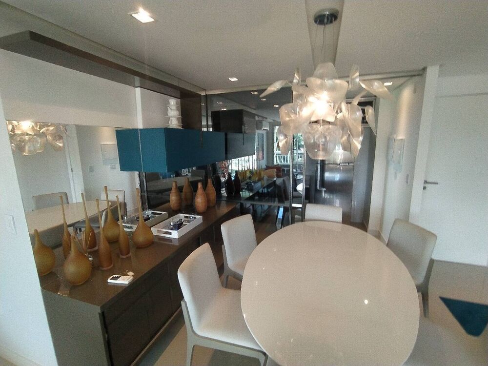 Apartamento à venda com 4 quartos, 105m² - Foto 4