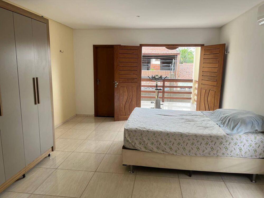 Casa à venda com 3 quartos, 181m² - Foto 3
