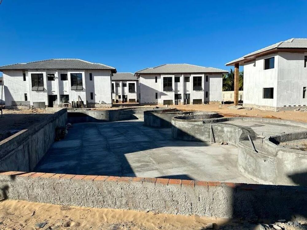 Casa à venda com 5 quartos, 132m² - Foto 3
