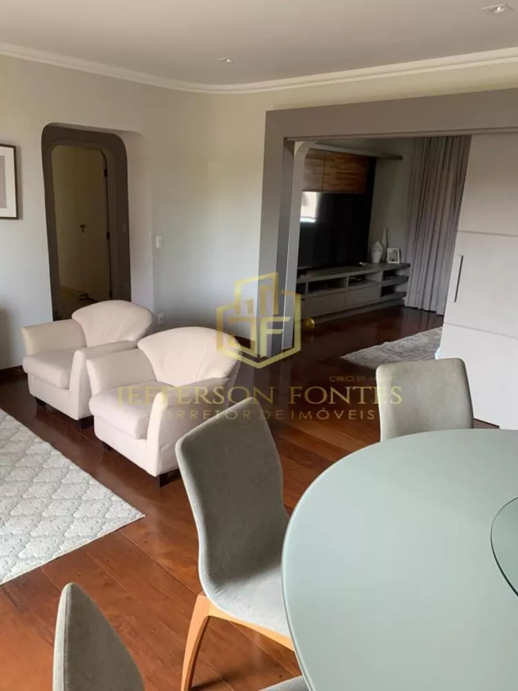 Apartamento à venda com 3 quartos, 195m² - Foto 4