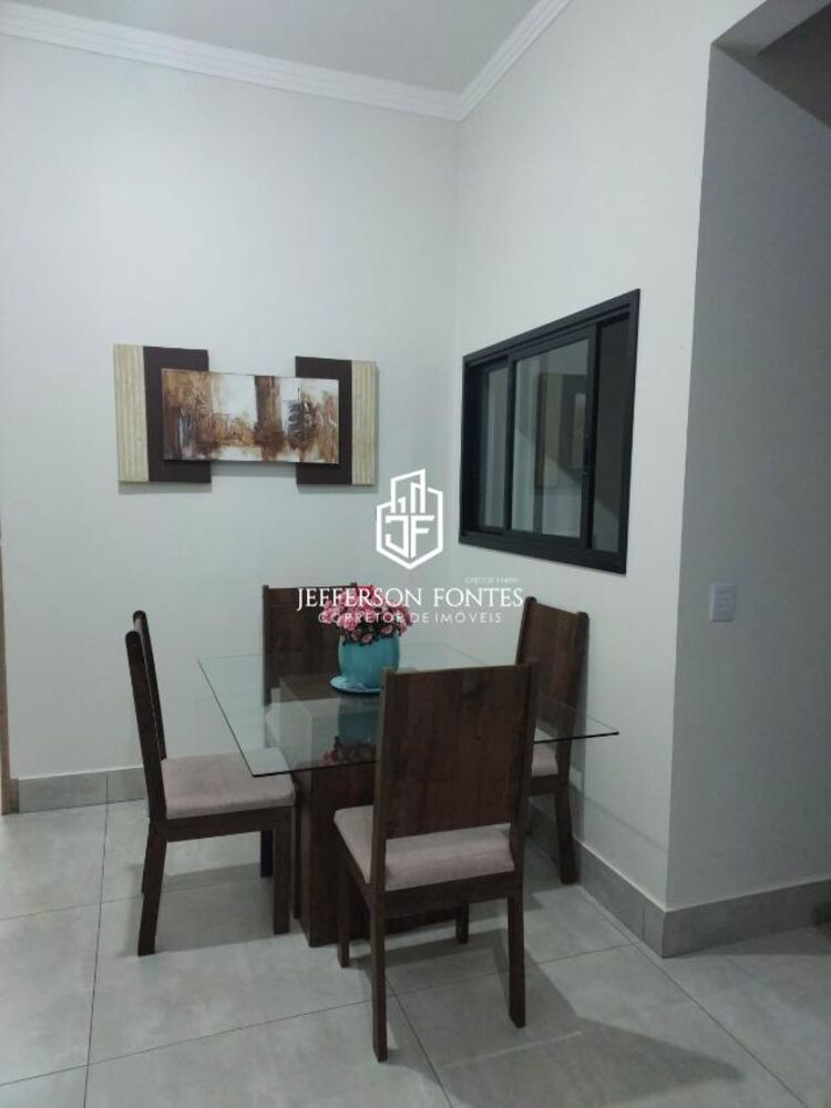Casa à venda com 2 quartos, 69m² - Foto 3