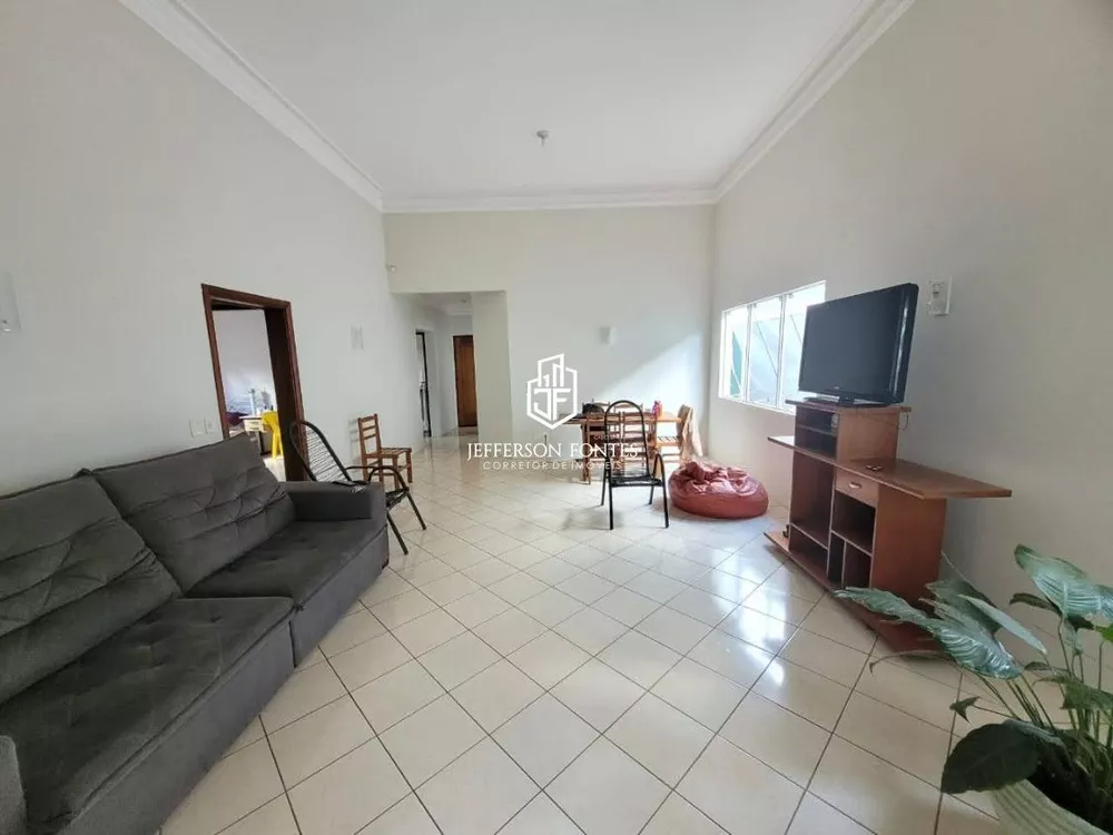 Casa, 3 quartos, 180 m² - Foto 1