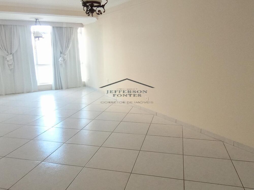 Apartamento à venda com 3 quartos, 140m² - Foto 1