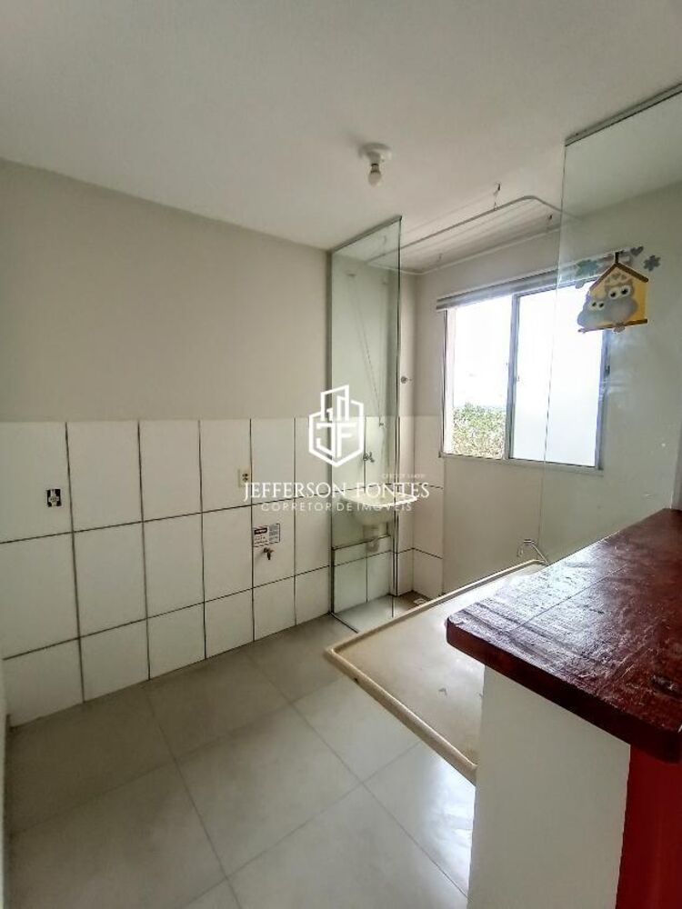 Apartamento à venda com 2 quartos, 44m² - Foto 4