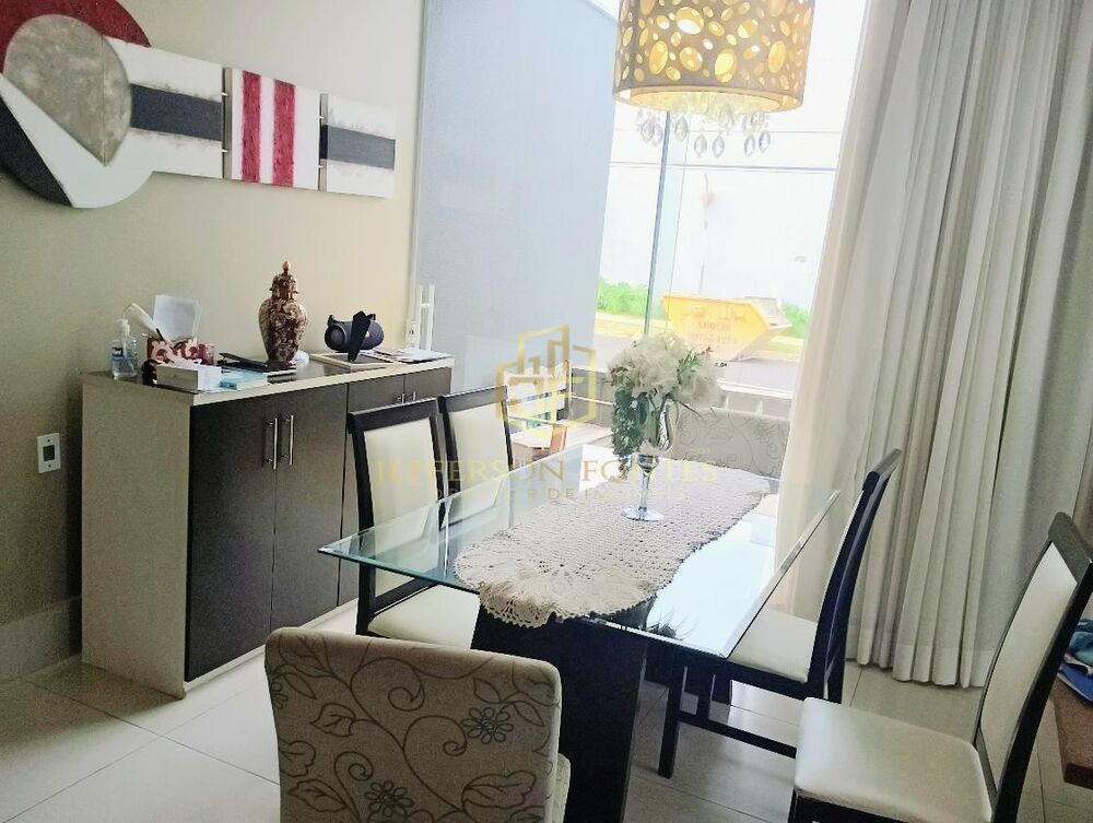 Casa de Condomínio à venda com 4 quartos, 190m² - Foto 1