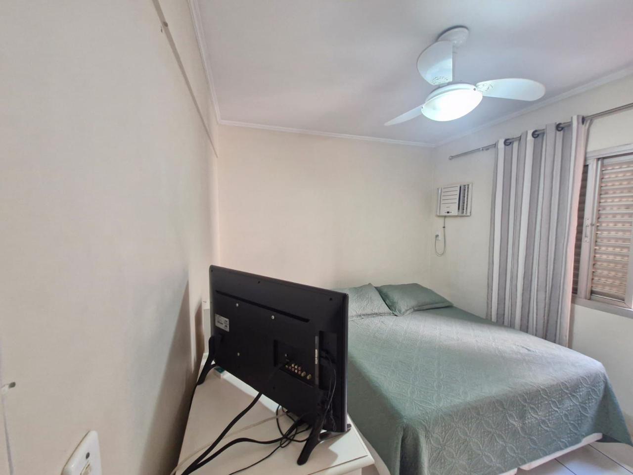 Apartamento à venda com 3 quartos, 95m² - Foto 2