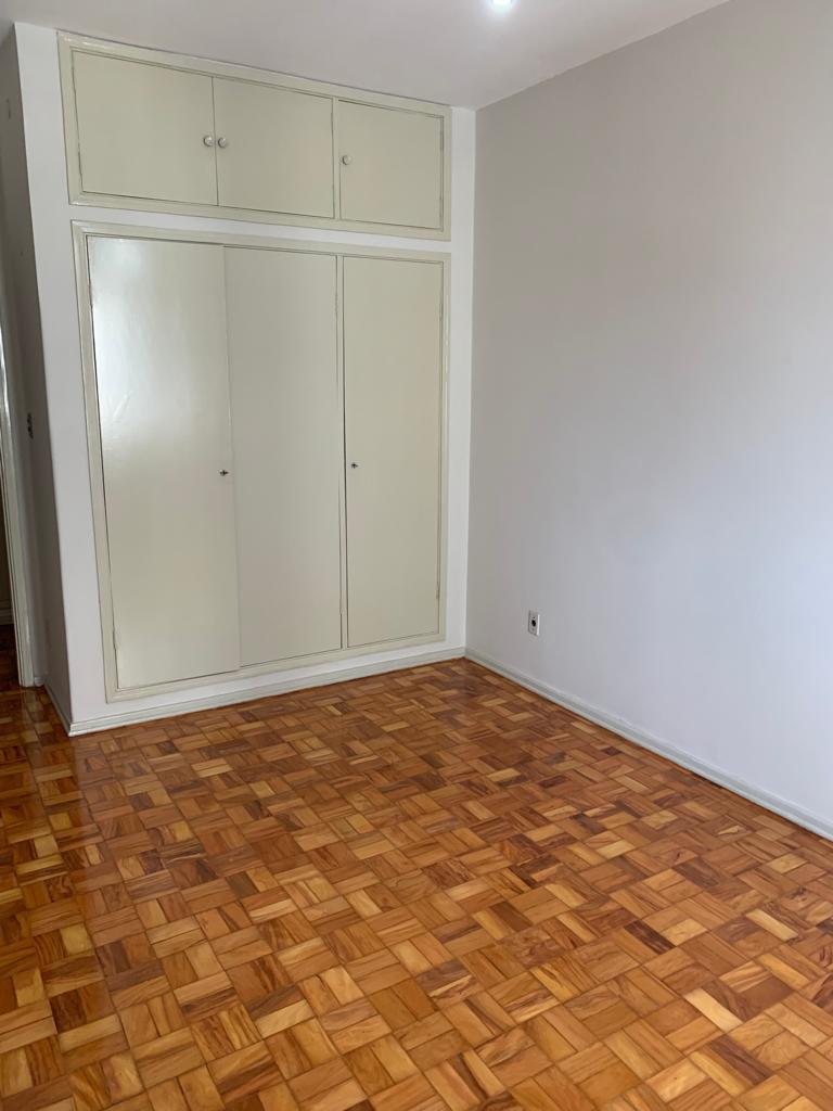 Apartamento à venda com 3 quartos, 141m² - Foto 11