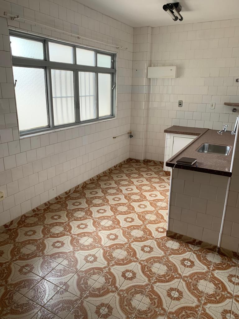 Apartamento à venda com 3 quartos, 141m² - Foto 9