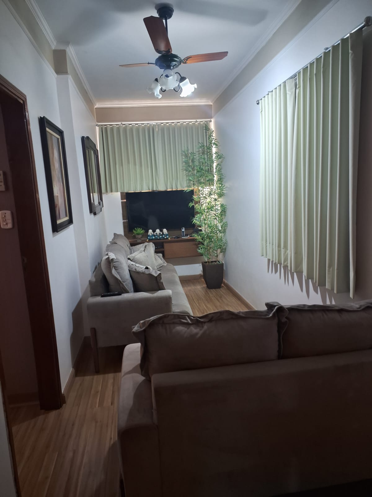 Casa à venda com 2 quartos, 68m² - Foto 2