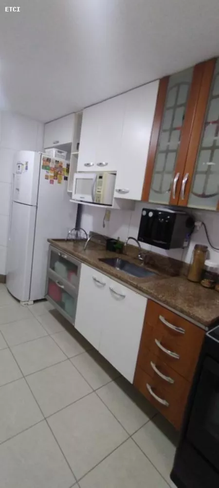 Apartamento à venda com 3 quartos, 110m² - Foto 8