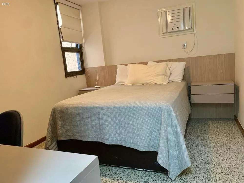 Apartamento à venda com 4 quartos, 270m² - Foto 4