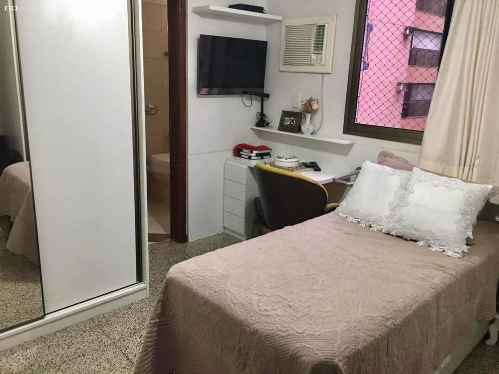 Apartamento à venda com 4 quartos, 270m² - Foto 5