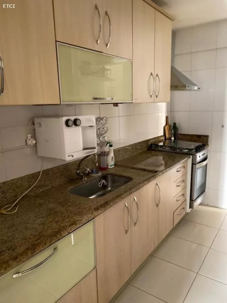 Apartamento à venda com 3 quartos, 120m² - Foto 3