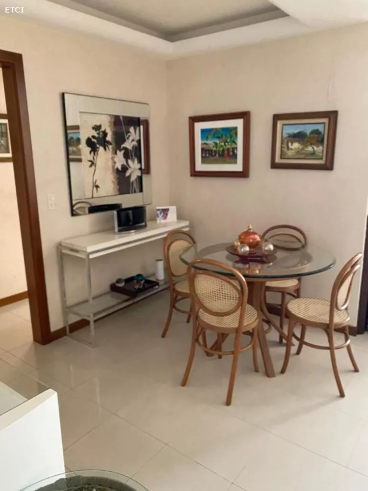 Apartamento à venda com 3 quartos, 120m² - Foto 4