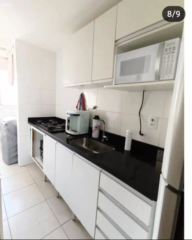 Apartamento à venda com 2 quartos, 65m² - Foto 2