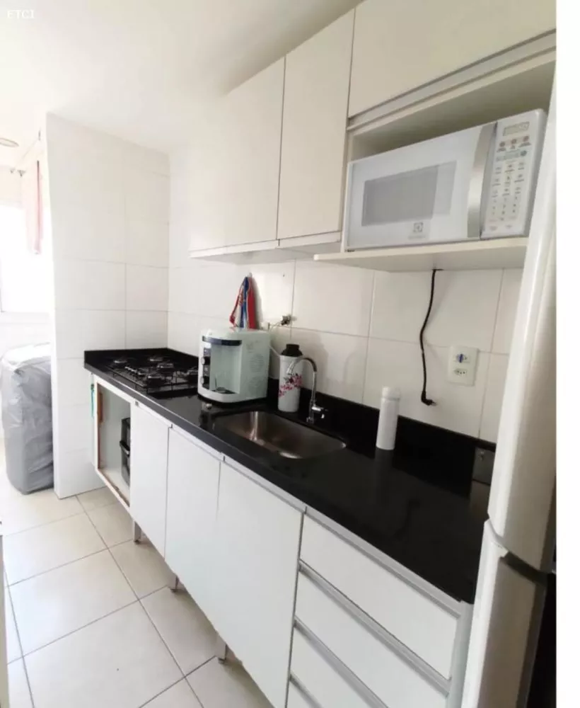 Apartamento à venda com 2 quartos, 65m² - Foto 1