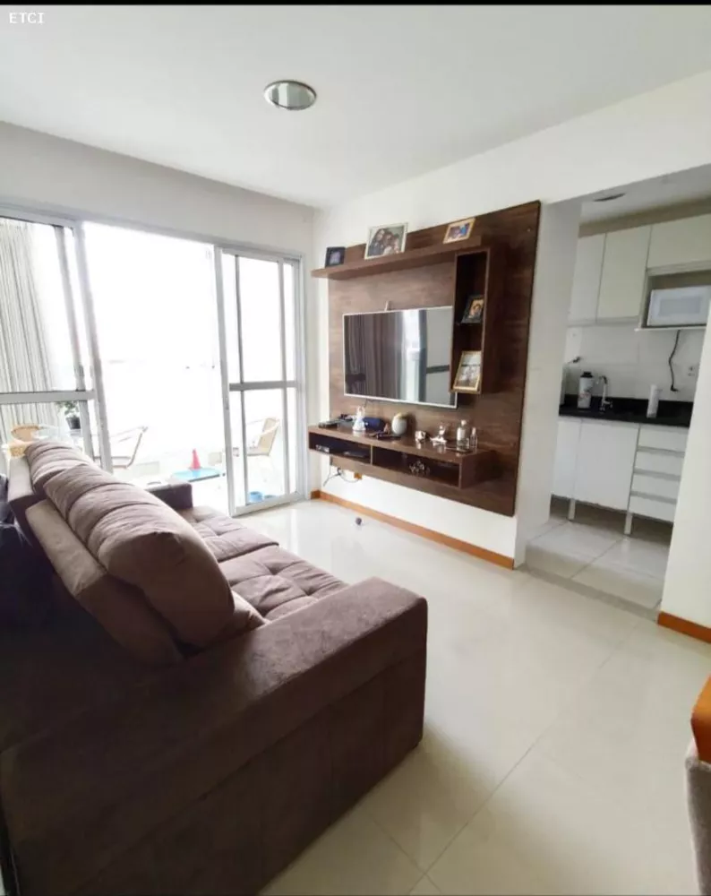 Apartamento à venda com 2 quartos, 65m² - Foto 4