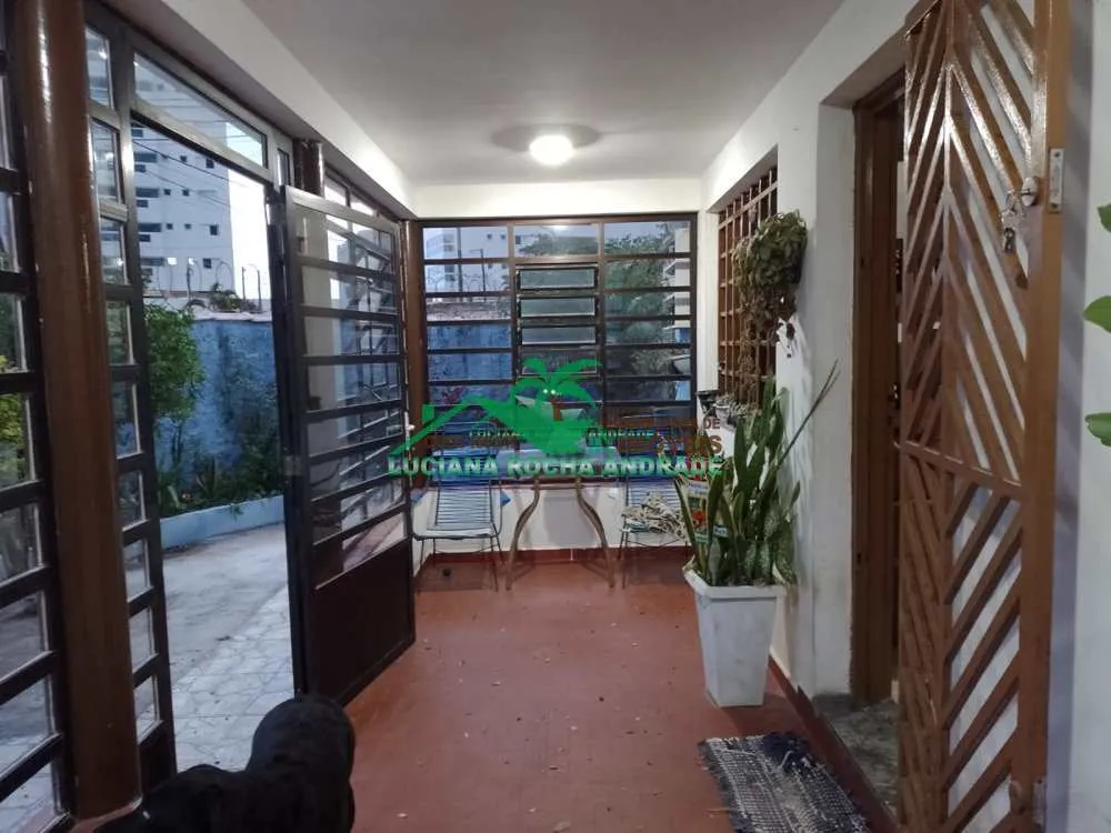 Casa, 2 quartos, 180 m² - Foto 1