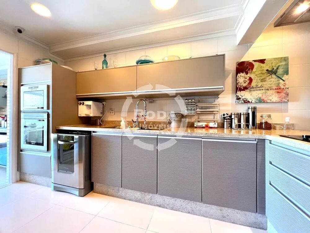 Apartamento, 3 quartos, 204 m² - Foto 3