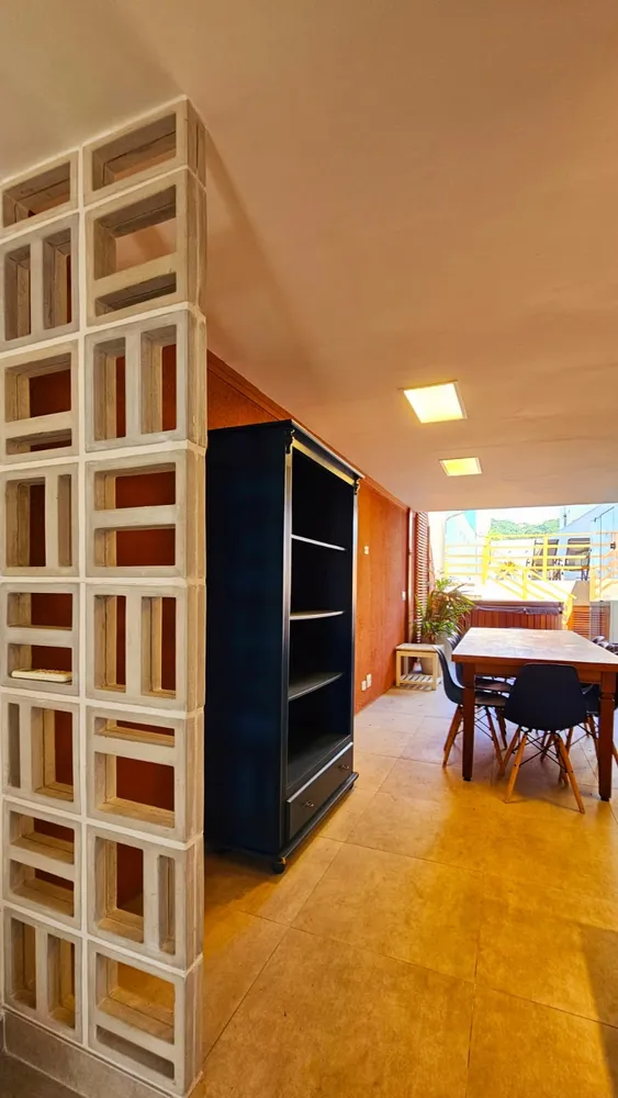 Casa, 3 quartos, 230 m² - Foto 2