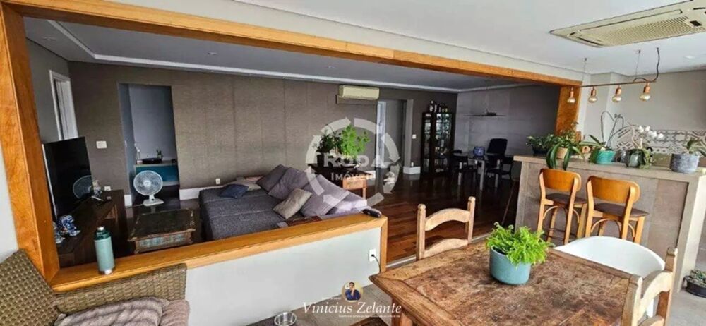 Apartamento à venda com 3 quartos, 155m² - Foto 3