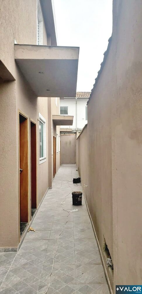 Casa à venda com 2 quartos, 60m² - Foto 23