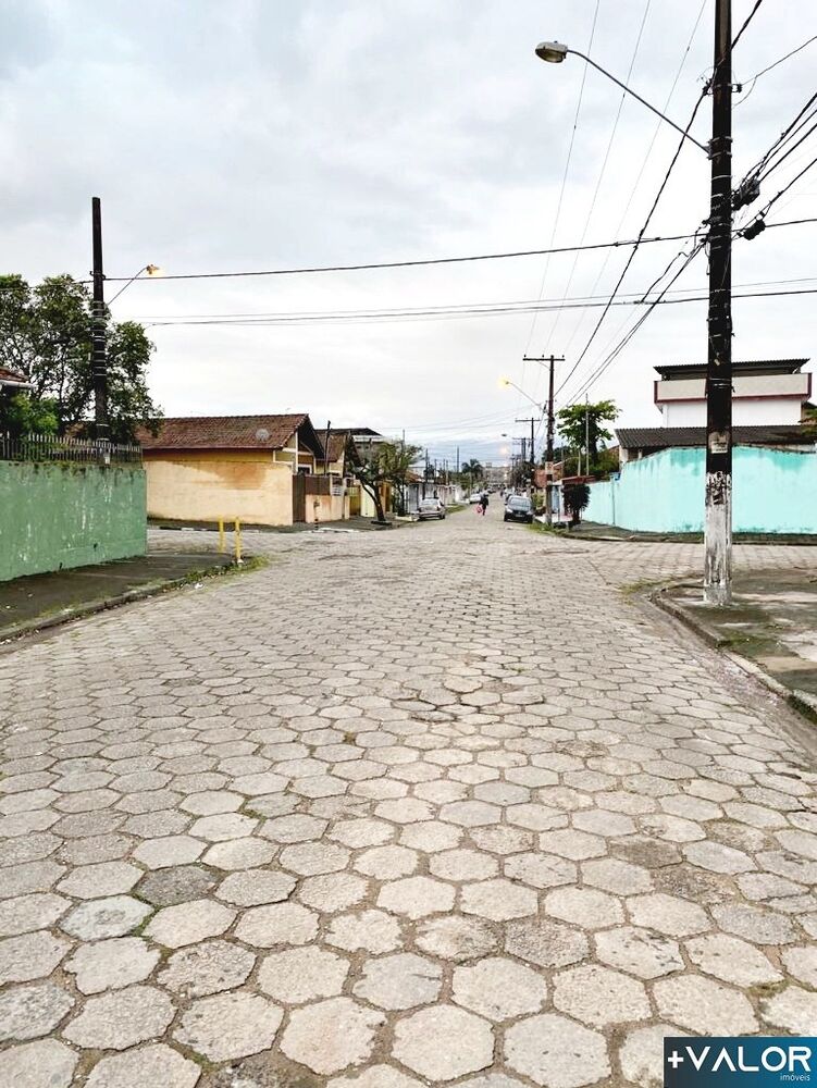 Casa à venda com 2 quartos, 60m² - Foto 5