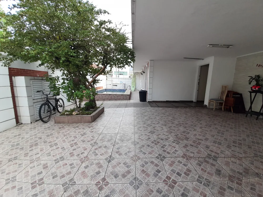 Casa, 4 quartos, 340 m² - Foto 1
