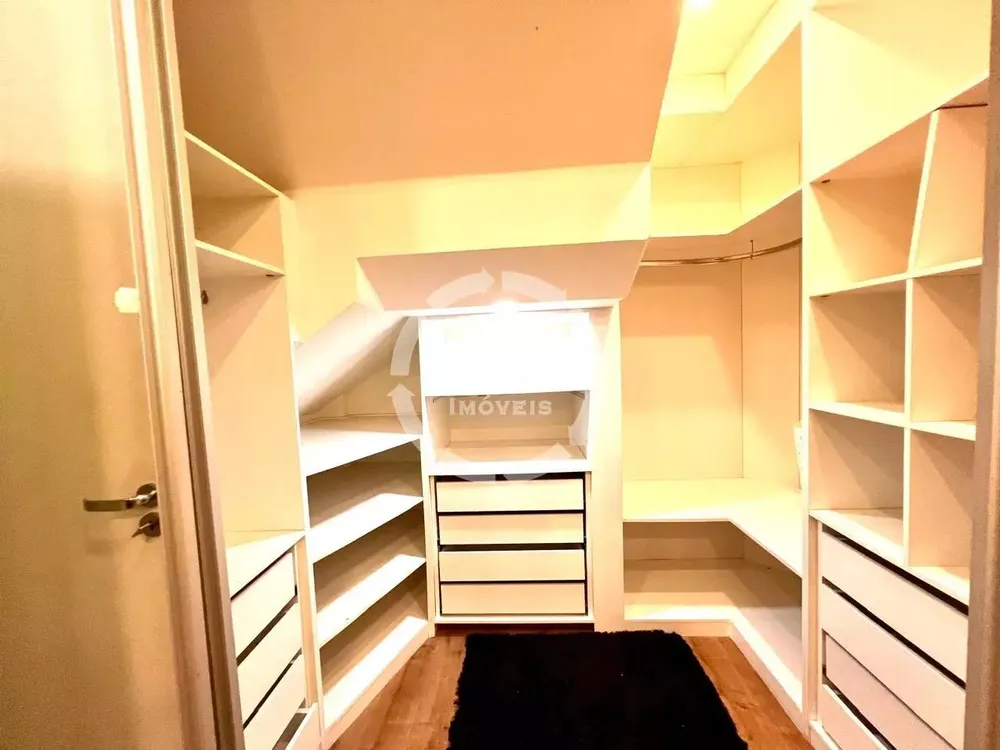 Casa, 3 quartos, 230 m² - Foto 8