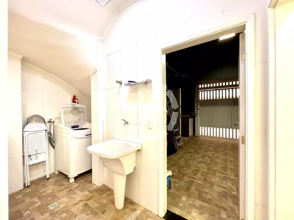 Casa, 3 quartos, 230 m² - Foto 14