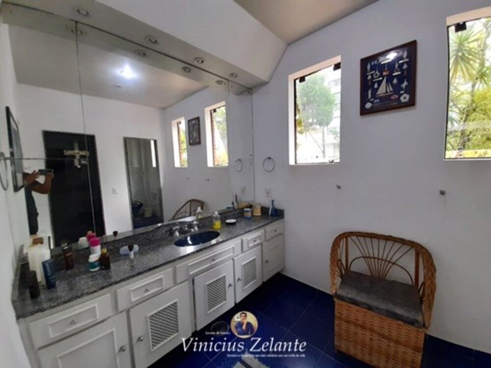 Casa à venda com 3 quartos, 300m² - Foto 18