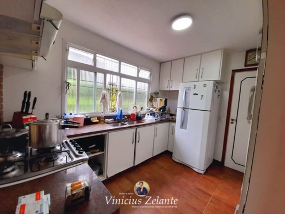 Casa à venda com 3 quartos, 300m² - Foto 30