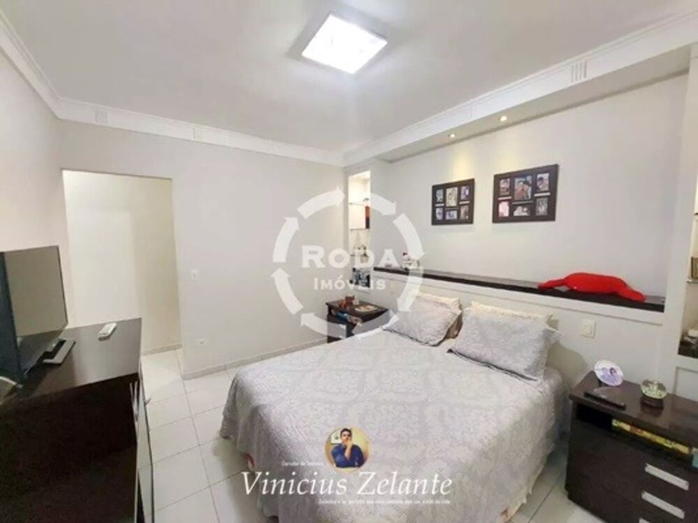 Casa, 3 quartos, 223 m² - Foto 2