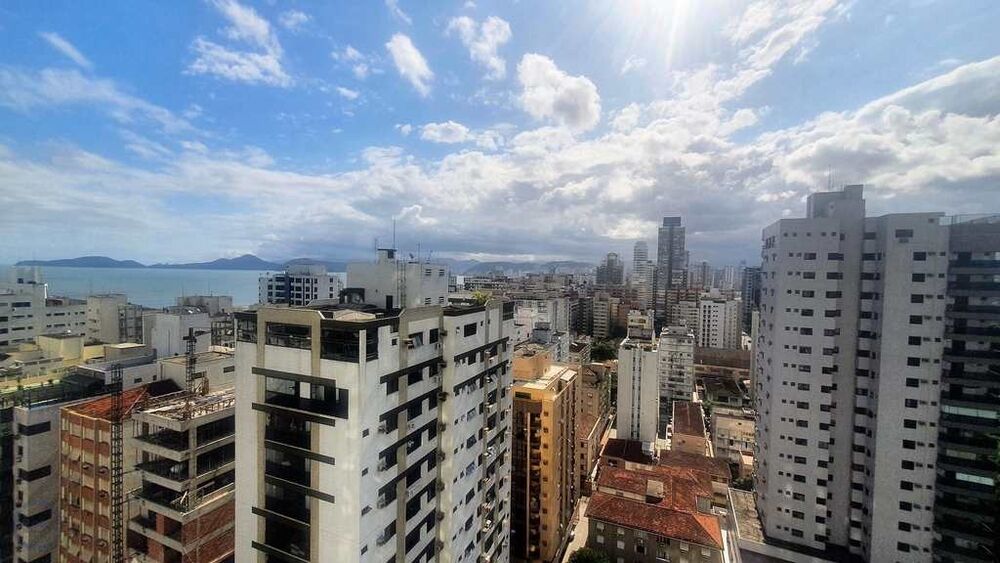 Apartamento à venda e aluguel com 4 quartos, 255m² - Foto 1