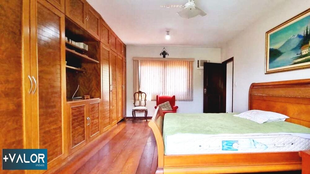 Casa à venda com 4 quartos, 688m² - Foto 35