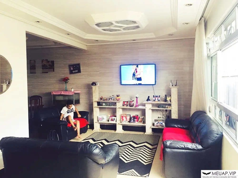 Casa, 3 quartos, 163 m² - Foto 1