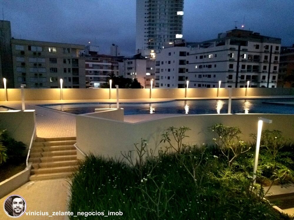 Apartamento à venda com 2 quartos, 74m² - Foto 1