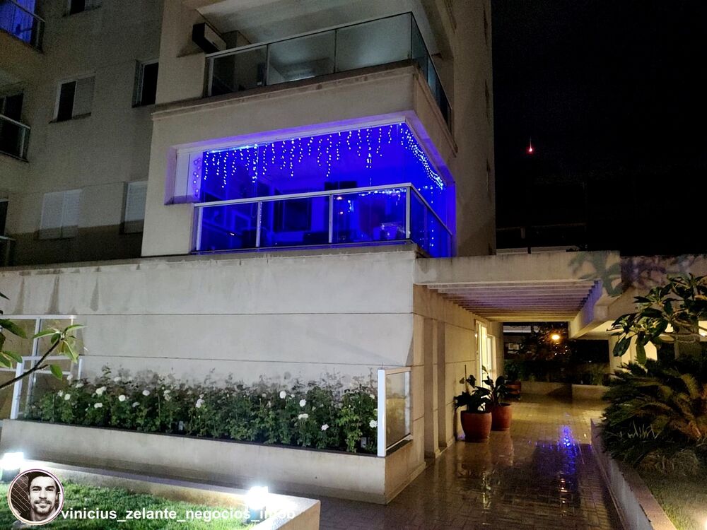 Apartamento à venda com 2 quartos, 74m² - Foto 2