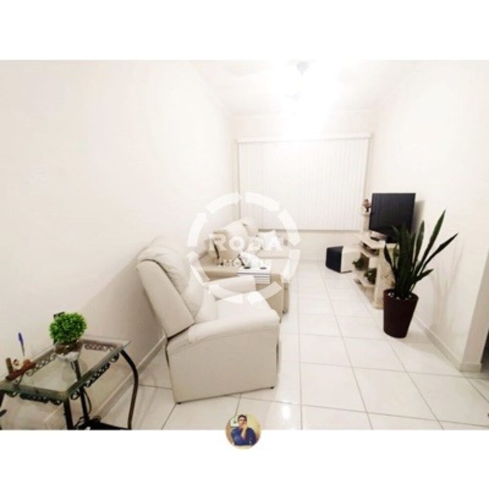 Apartamento à venda com 2 quartos, 67m² - Foto 4